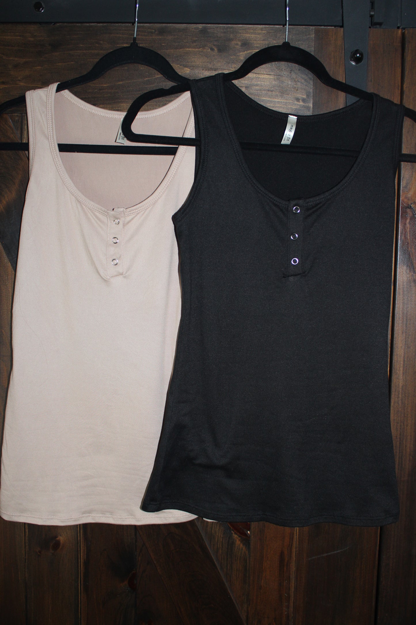 Casual Snap Detail Tank