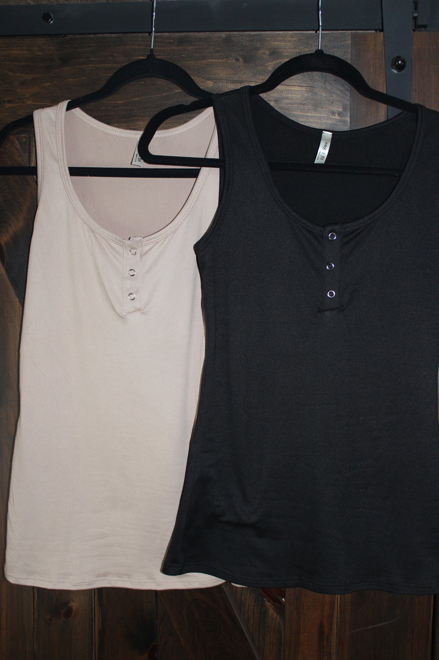 Casual Snap Detail Tank